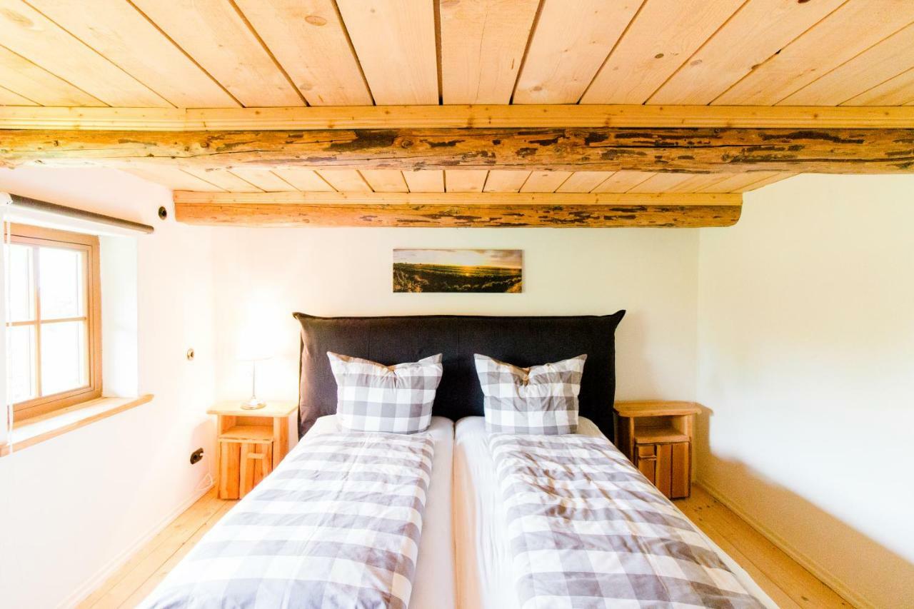 Wilhelmshof Feggendorf Guest House Екстериор снимка